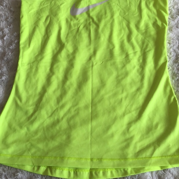 Nike Pro Tank Top Size S - Picture 3 of 7